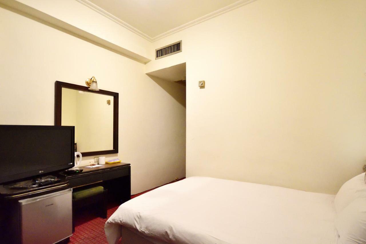 Yuanshin Hotel T'ai-tung Exteriér fotografie